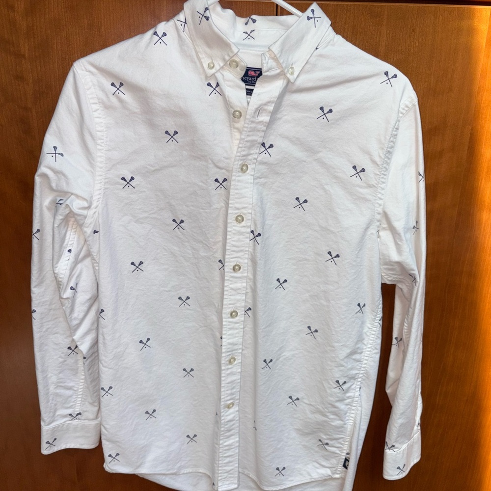 Boys Vineyard Vines White Lacrosse stick Button Down shirt. Size L(16)
